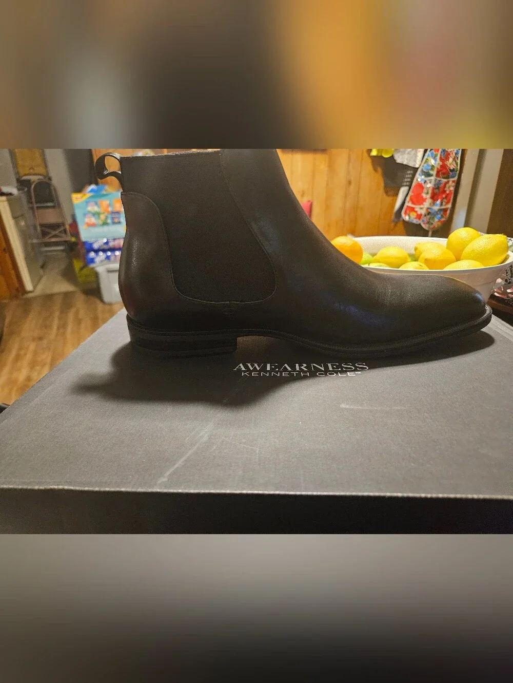 Kenneth Cole Black Leather Chukka Chelsea Boots